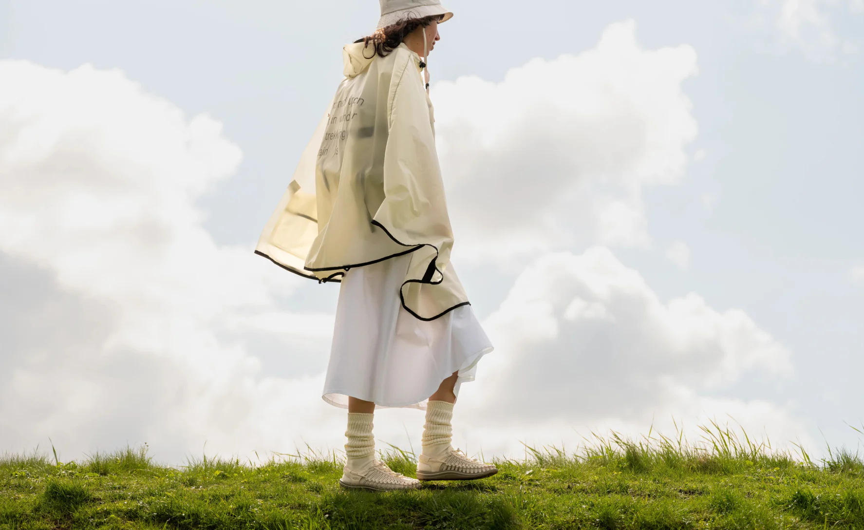 UNEEK für Damen | White Cap/Cornstalk - Image 6